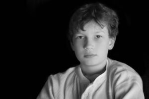Learning to Balance Exposure with ISO