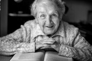Uncovering Smiles: The Change of Photographic Expressions